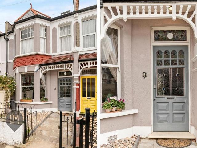 House for sale in Southfields, Greater London