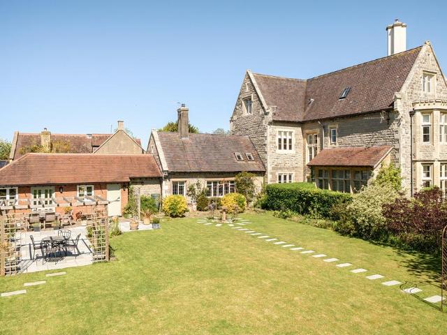 House for sale in Pamington, Gloucestershire