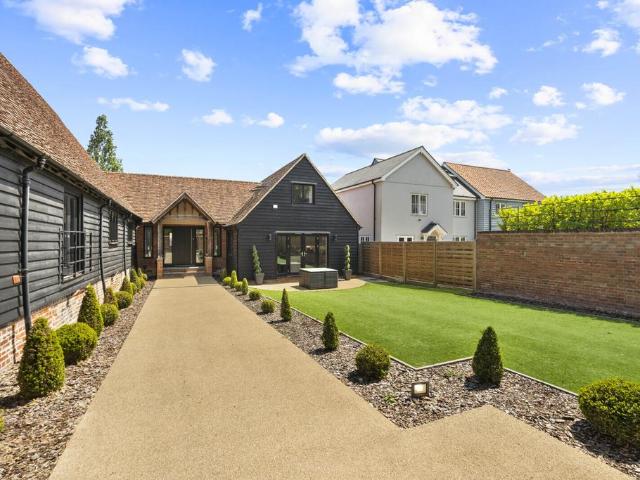 House for sale in Duton Hill, Essex