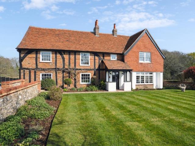House for sale in Heronsgate, Batchworth