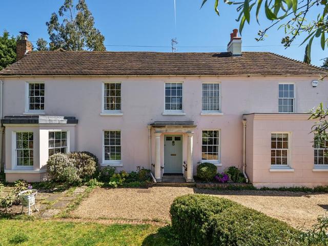 House for sale in Chalfont St. Peter, Denham