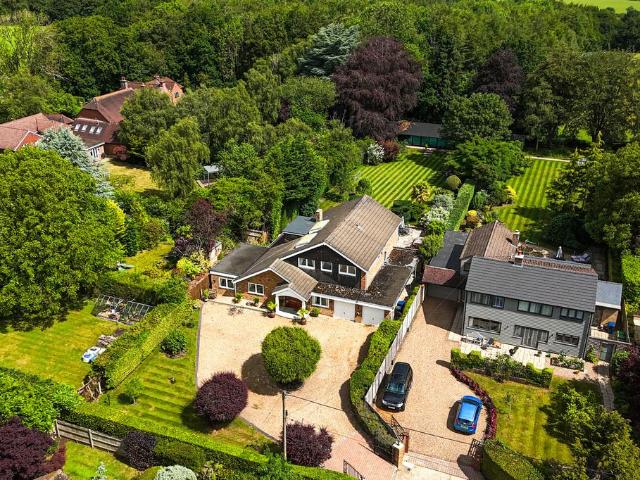House for sale in Prestwood, Buckinghamshire