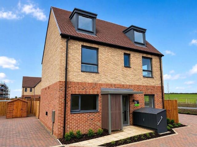 House for sale in Arbury, Cambridgeshire