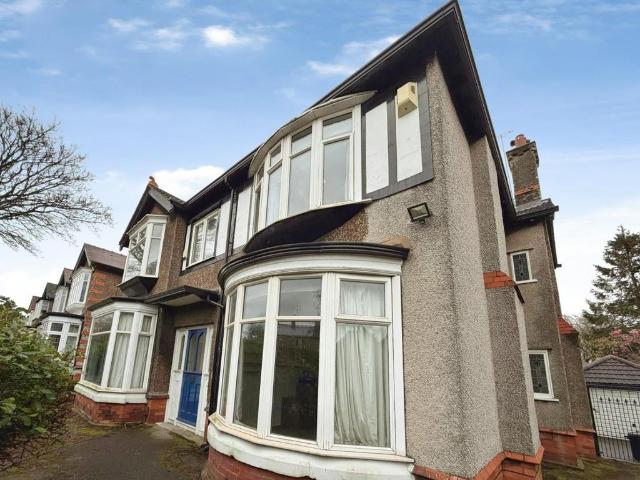 House for sale in Allerton, Calderstones