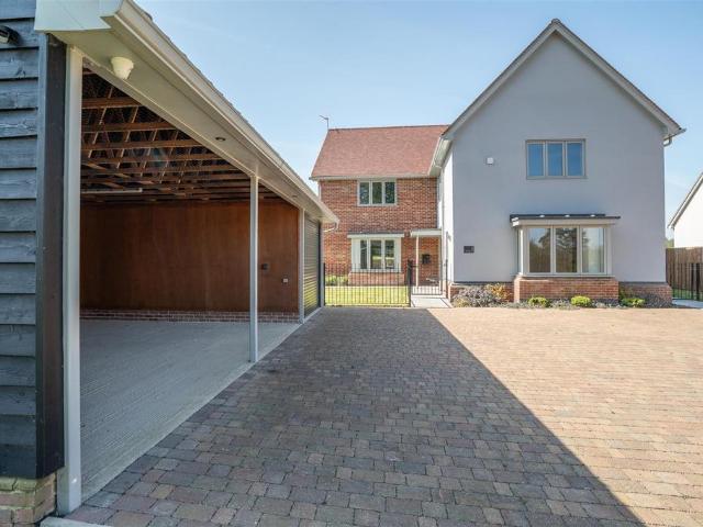 House for sale in Duton Hill, Essex