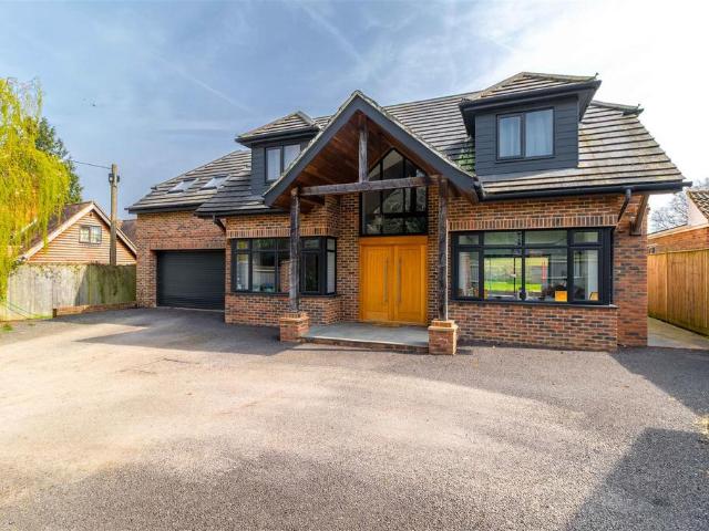 House for sale in Storrington and Sullington, Horsham