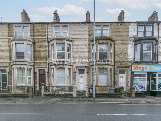 House for sale in Poulton-le-Sands, Bare