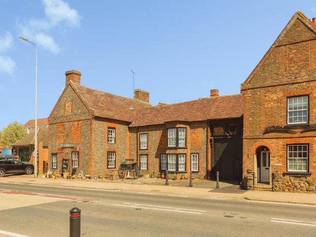 House for sale in Hockliffe, Bedfordshire