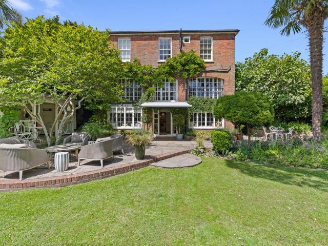 House for sale in Walstead, Perryfields