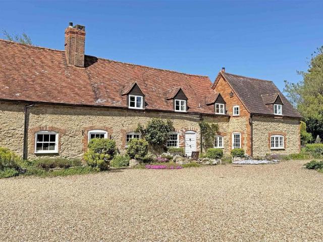House for sale in Berrick Salome, Oxfordshire