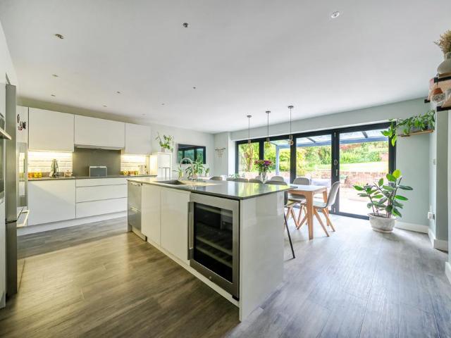 House for sale in Wash Common, Enborne