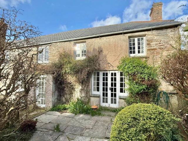 House for sale in Mawgan-in-Pydar, Cornwall