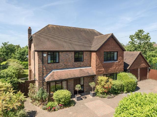 House for sale in Bray Wick, Maidenhead