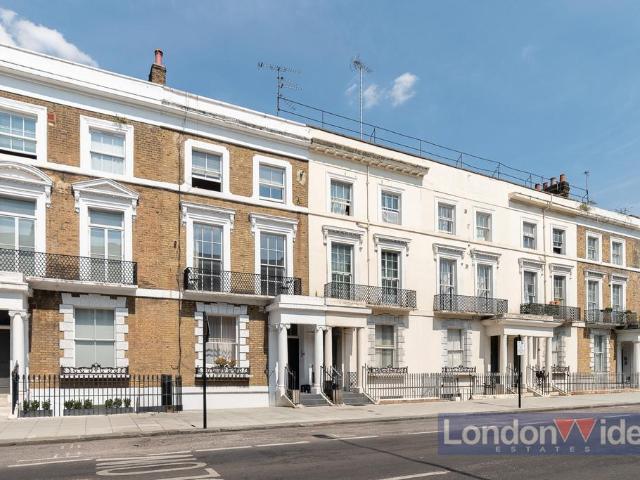 House for sale in Kensington, Greater London