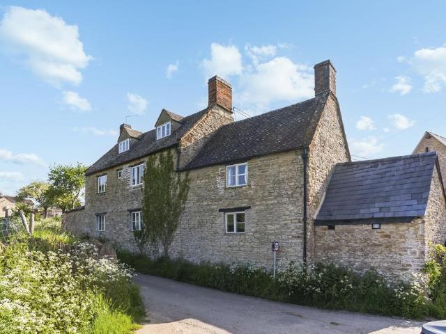 House for sale in Black Bourton, Oxfordshire