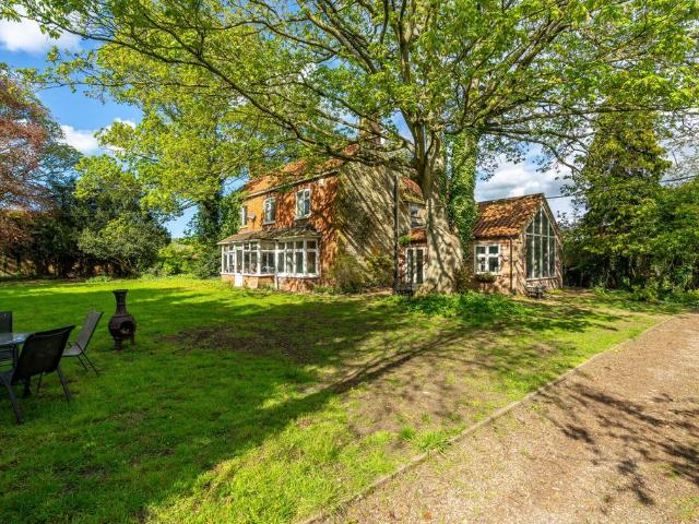 House for sale in Ingleby, Lincolnshire