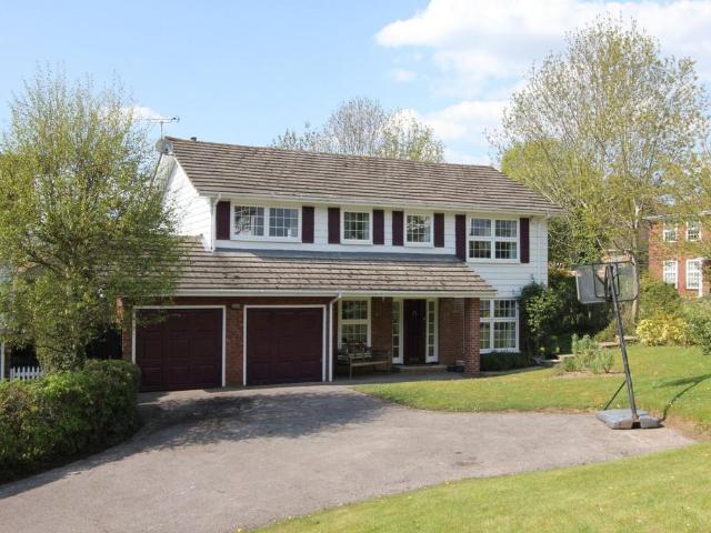 House for sale in Chepping Wycombe, Tylers Green