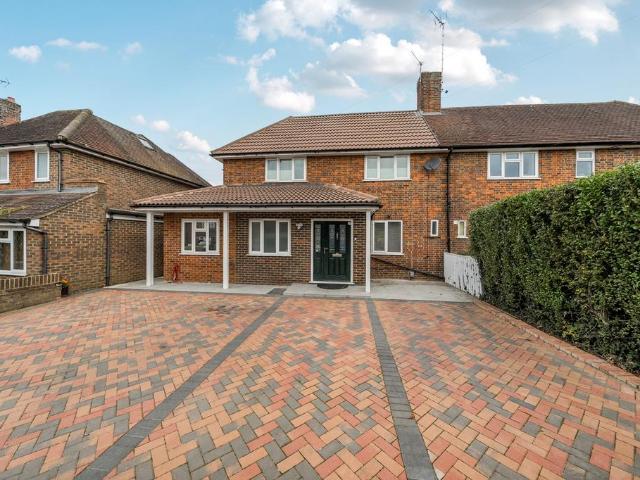 House for sale in St Albans, Five Acres