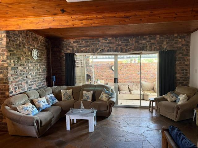 House for sale in East London, Eastern Cape