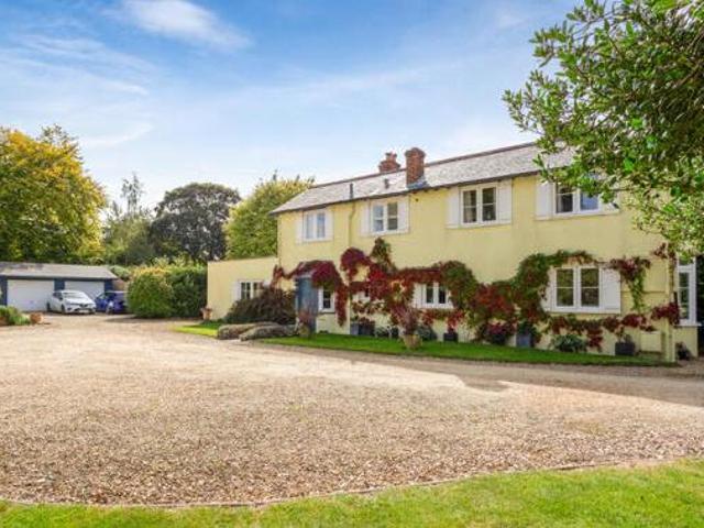 House for sale in Barton Stacey, Hampshire
