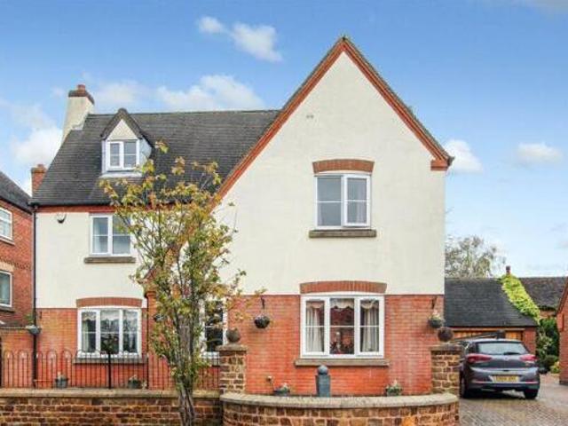 House for sale in City of London, Greater London