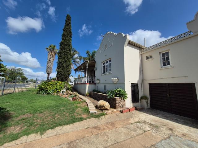 House for sale in Ashton, Western Cape