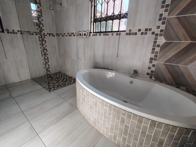 House for sale in Vosloorus, Gauteng