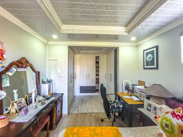 House for sale in East London, Eastern Cape