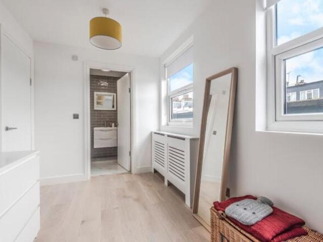 House for sale in Belsize Park, Greater London