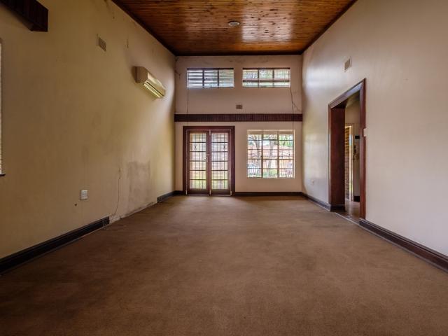 House for sale in Hartbeespoort Dam Nature Reserve, North West