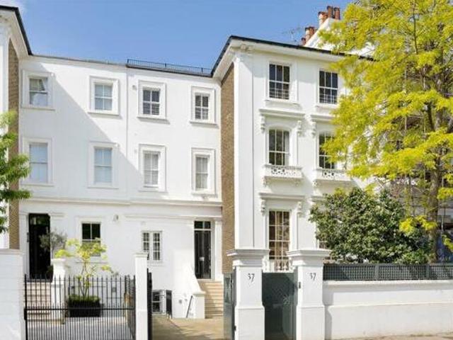 House for sale in Lyons, Greater London
