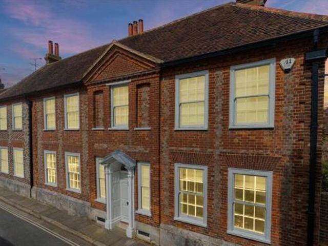 House for sale in Chichester, Littlecote