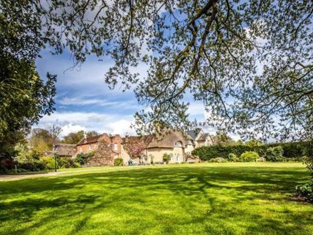 House for sale in Littlecote, West Sussex