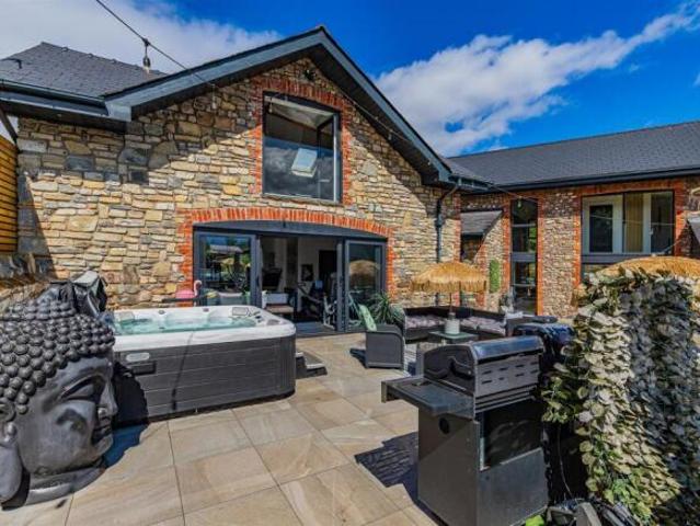 House for sale in Old St. Mellons, Wales