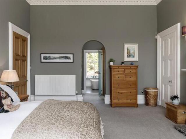 House for sale in Balgreen, City of Edinburgh