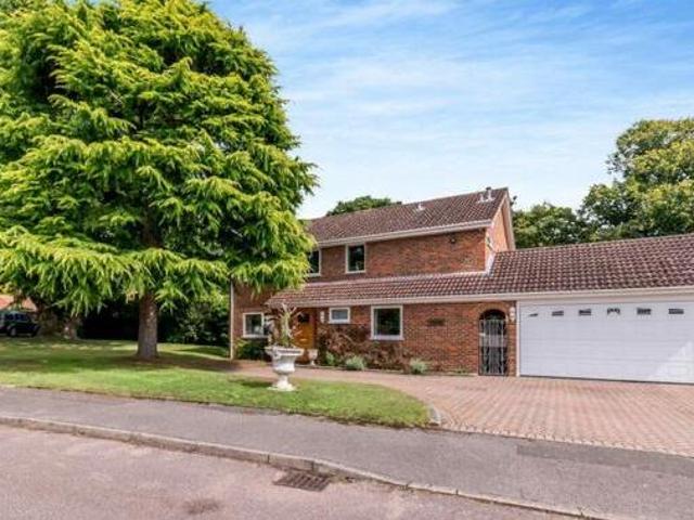 House for sale in Surrey
