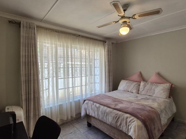 House for sale in Queensburgh, Kwazulu-natal