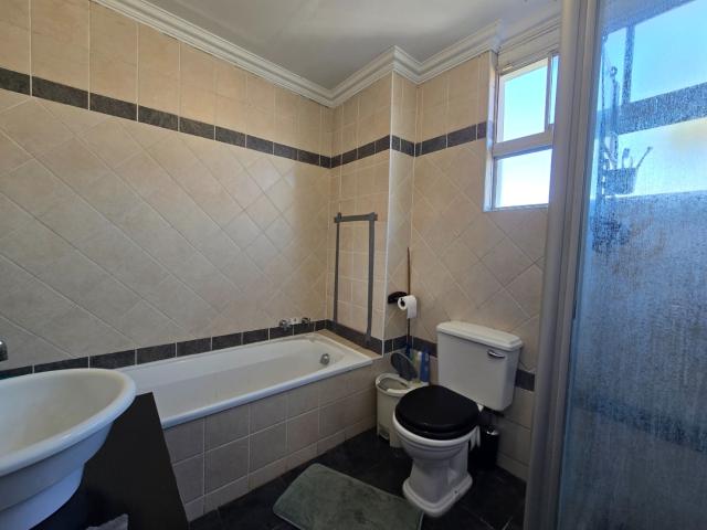 House for sale in Seaview, Kwazulu-natal