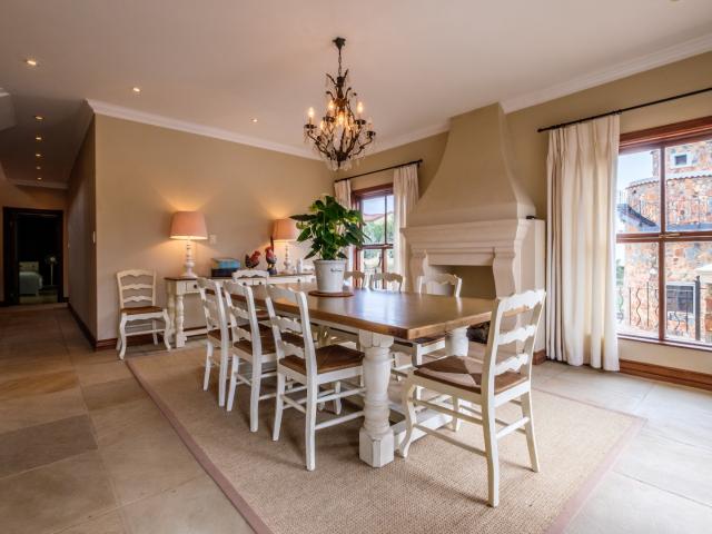 House for sale in Hartbeespoort Dam Nature Reserve, North West