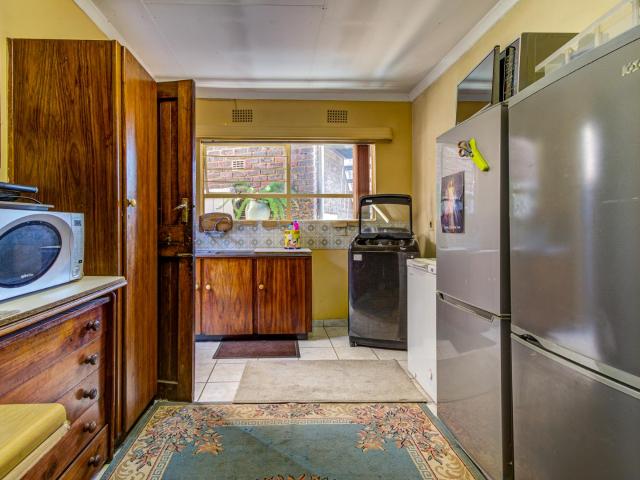 House for sale in Farrarmere, Ekurhuleni