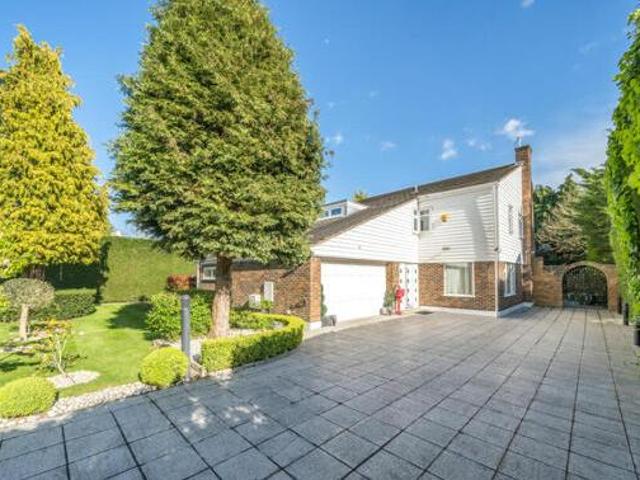 House for sale in Gerrards Cross, Denham