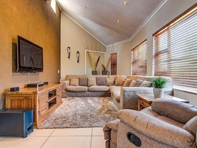 House for sale in Glenmarais, Ekurhuleni