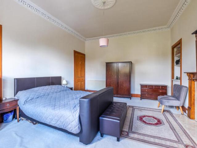 House for sale in Pollokshields, Scotland
