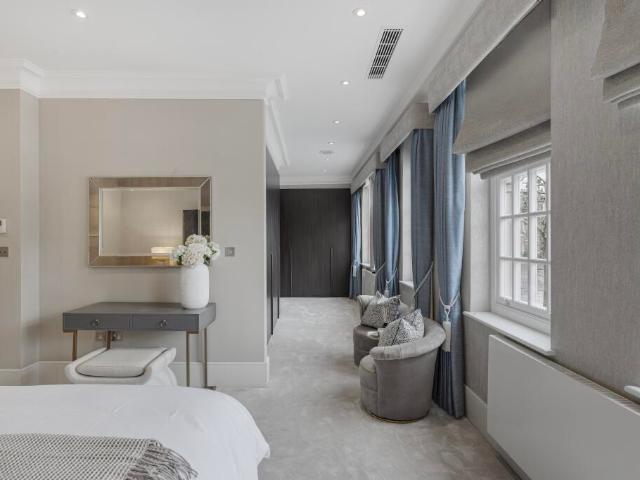 House for sale in St John's Wood