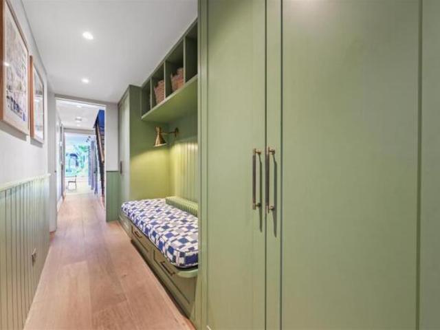 House for sale in Cat Hill, England