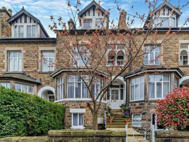 House for sale in Harrogate, North Yorkshire