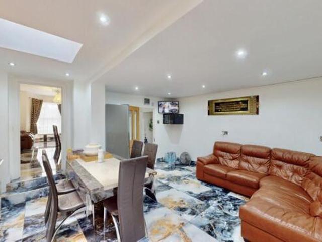 House for sale in Walthamstow, Greater London