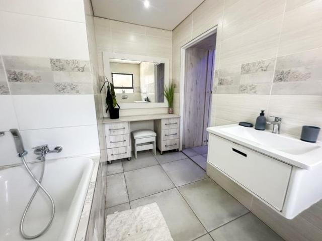 House for sale in Ekurhuleni, Gauteng