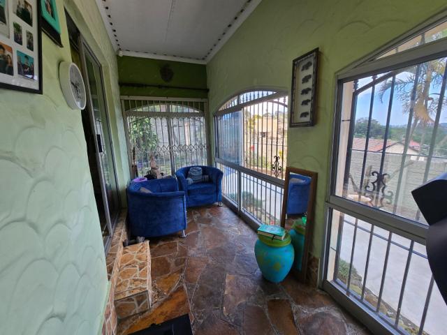 House for sale in Queensburgh, Kwazulu-natal