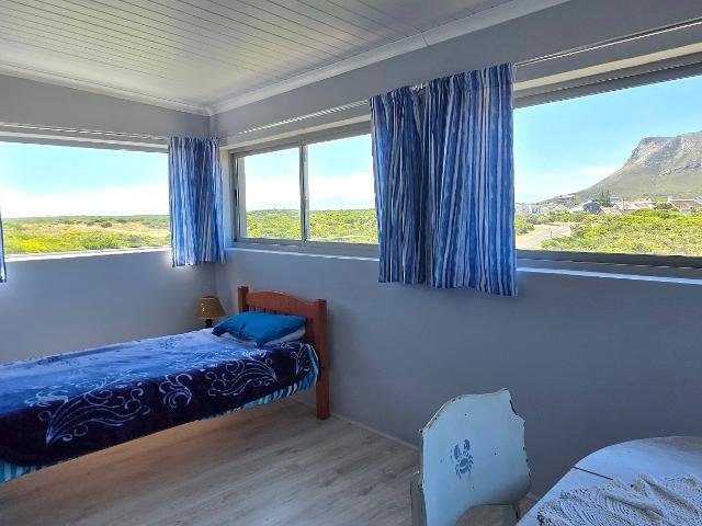 House for sale in Baardskeerdersbos, Western Cape